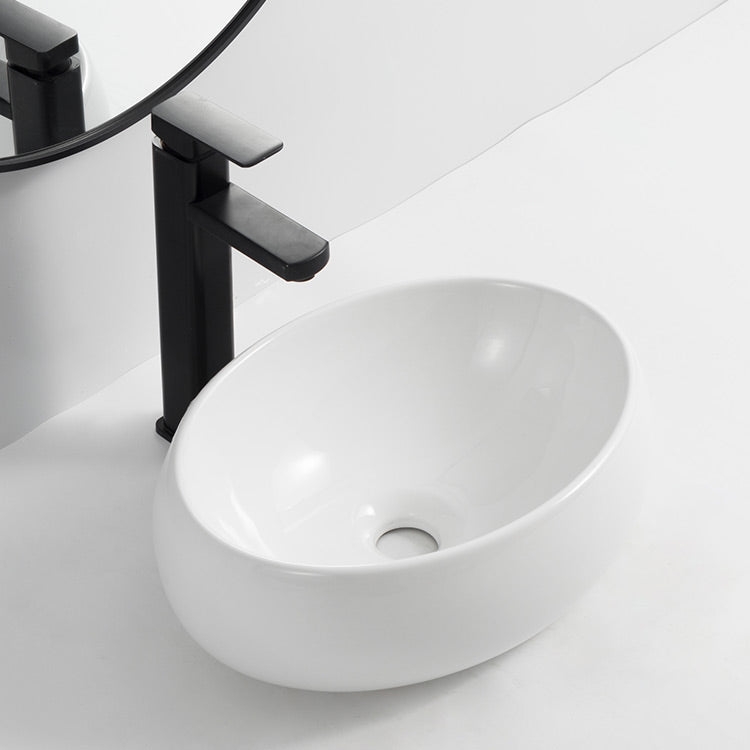 Ceramic Basin White - 9030B (RRP $155)